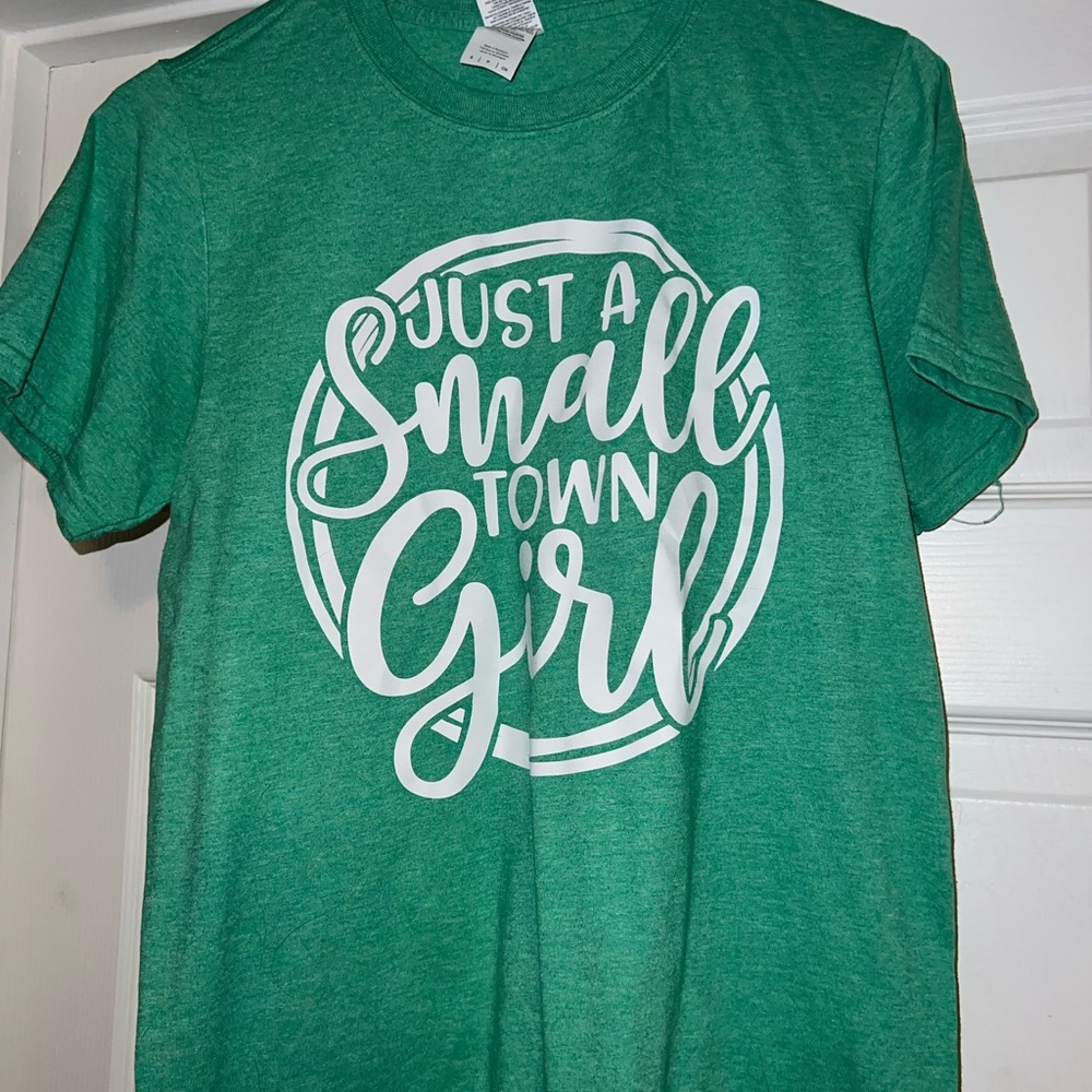 Tee shirt